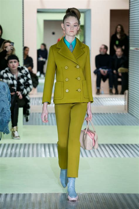 Prada: Fall 2015 RTW 